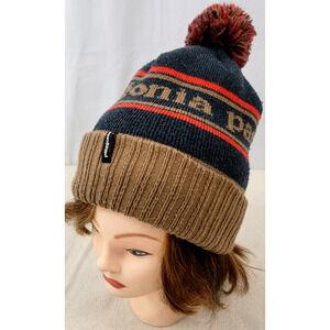 Patagonia Powder Town Knit Pom Beanie Hat Cap Winter Adult OSFA Ski Snowboard